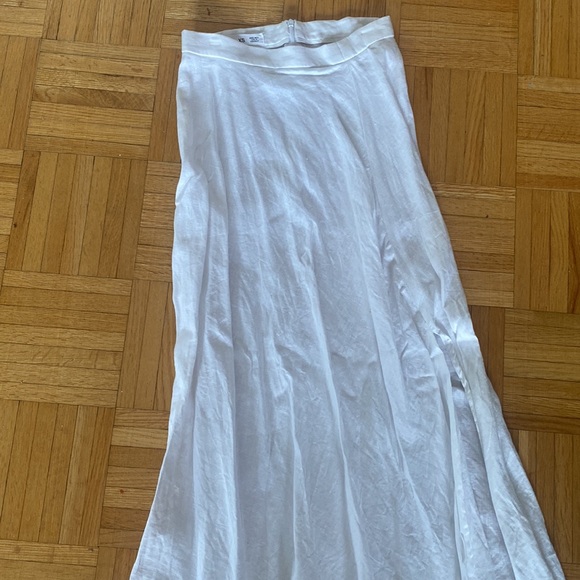 Backstage brand white long linen skirt - Picture 2 of 4
